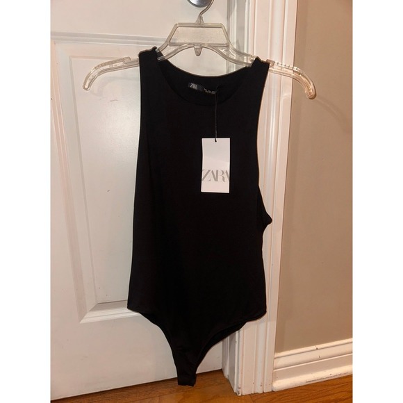 New Women's Zara Bodysuit crafted in a cotton-blend knit. Size large scoop-neck - Picture 1 of 9